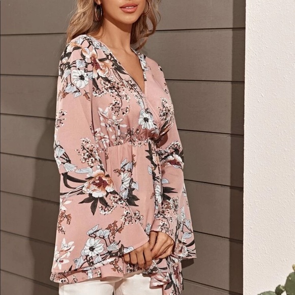 Boho floral print v neck bell sleeve top - Picture 3 of 5